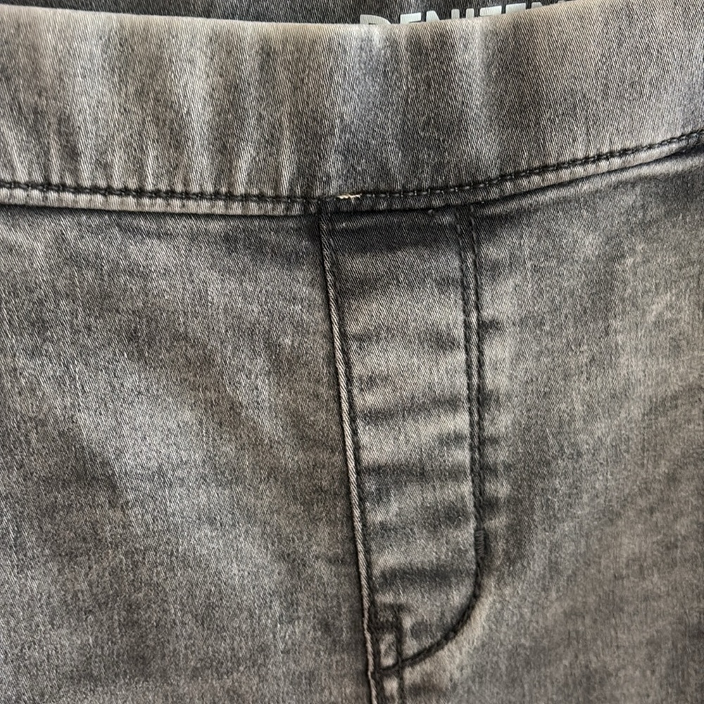 Denim Jeggings - Picture 4 of 7